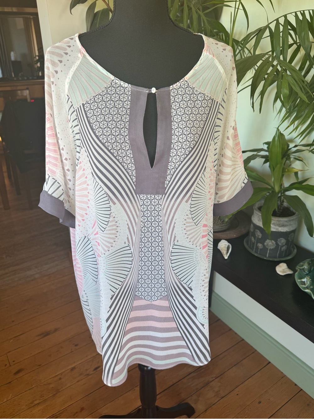 Olsen Europe-Size M/L Top